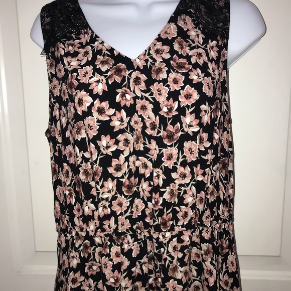 LOFT Dresses & Skirts - l Ann Taylor Loft Dress Floral & Lace